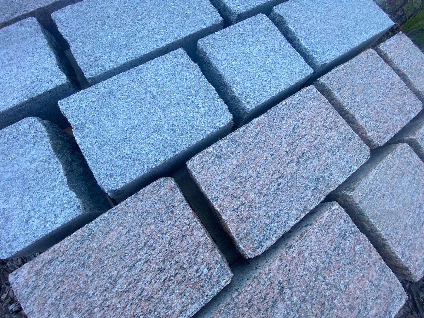 Mieszanka kolorów szwedzkich - kostka cięta płomieniowana