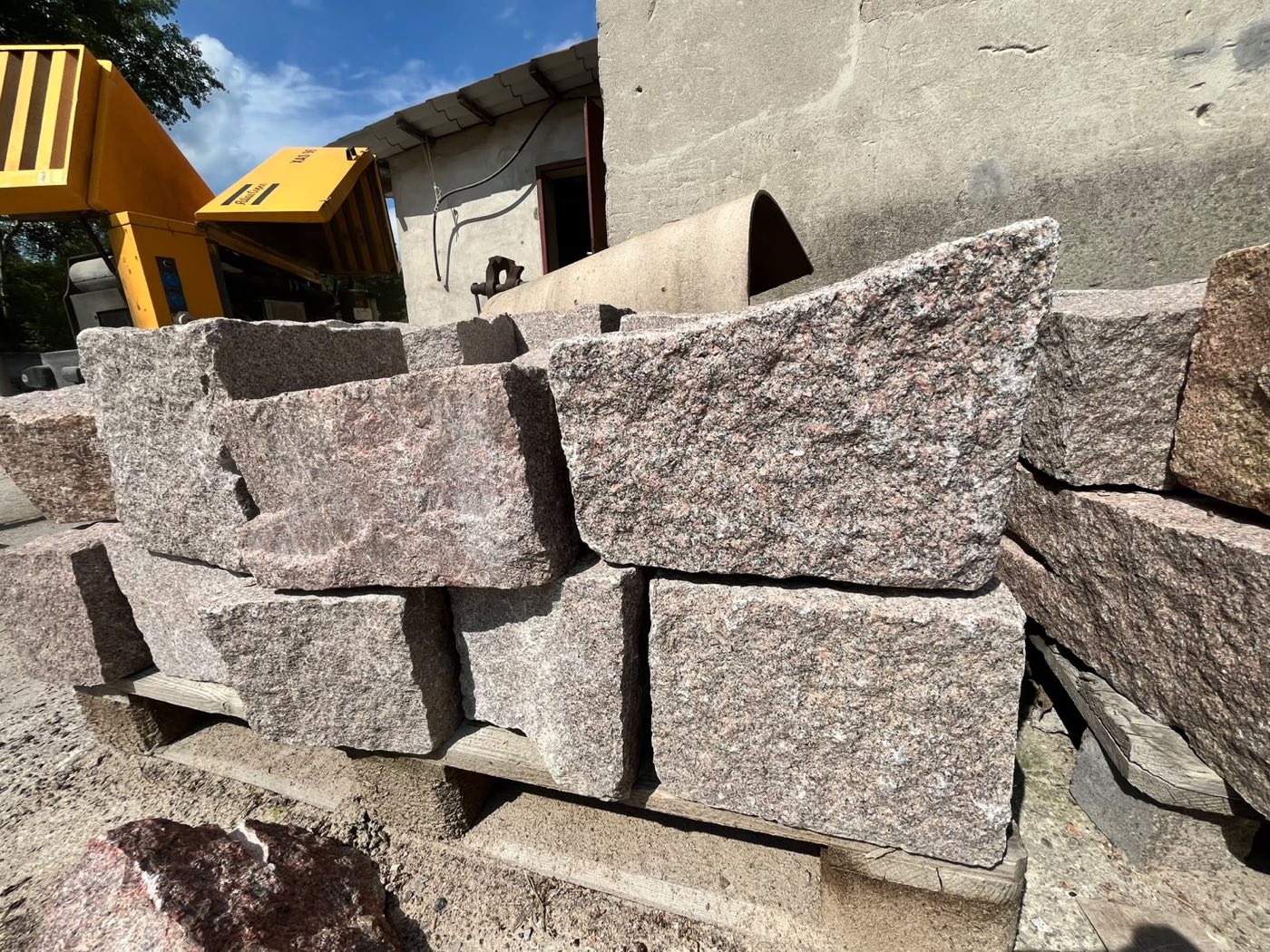 Bohus czerwony - formak granitowy