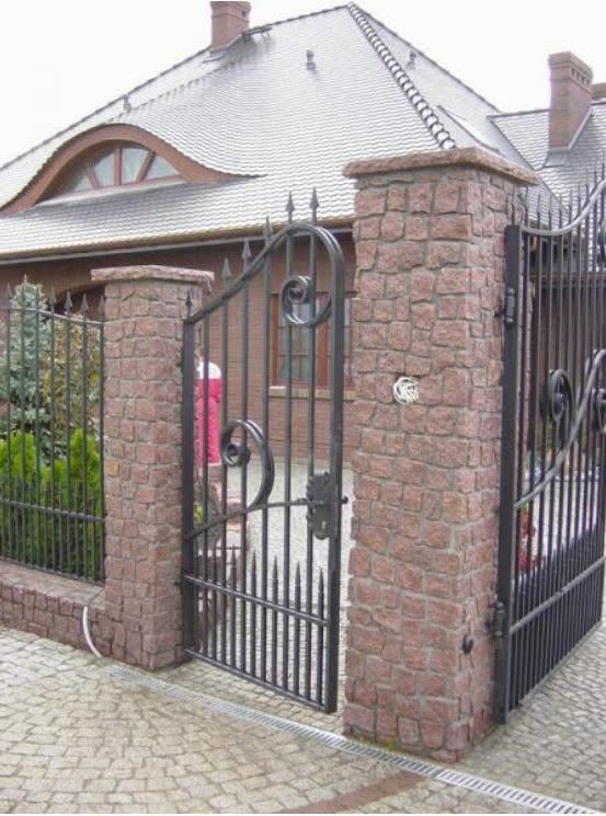 Project: Stone Paver Fence—Cladding