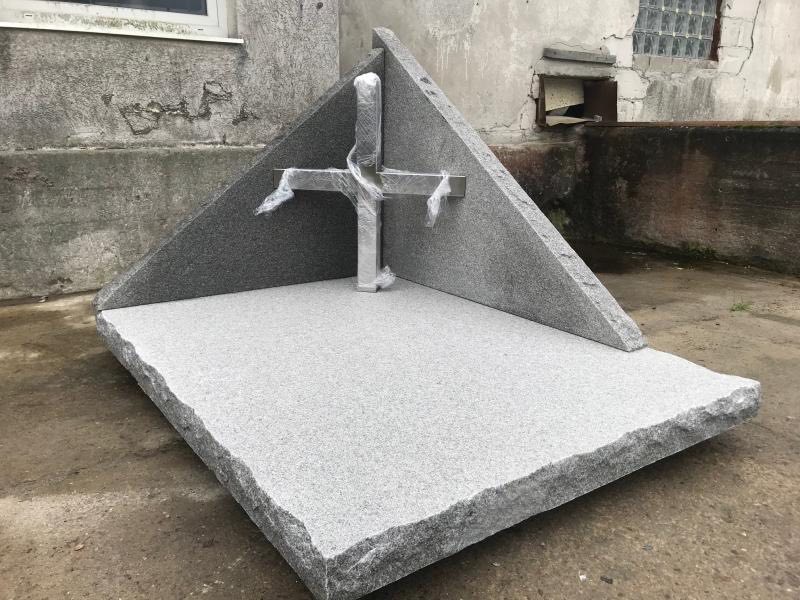 Project: Modern "Bohus Siwy" Tombstone