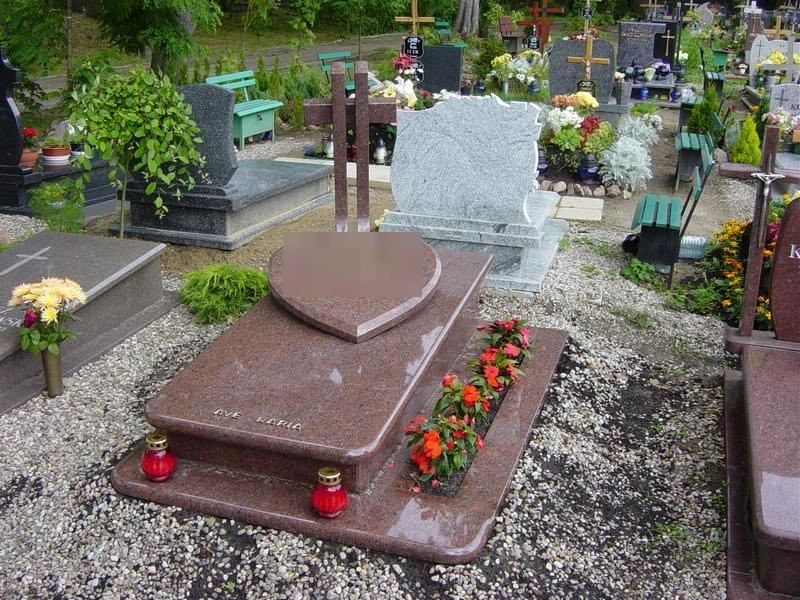 Designed by: Vanga - a gravestone with a heart